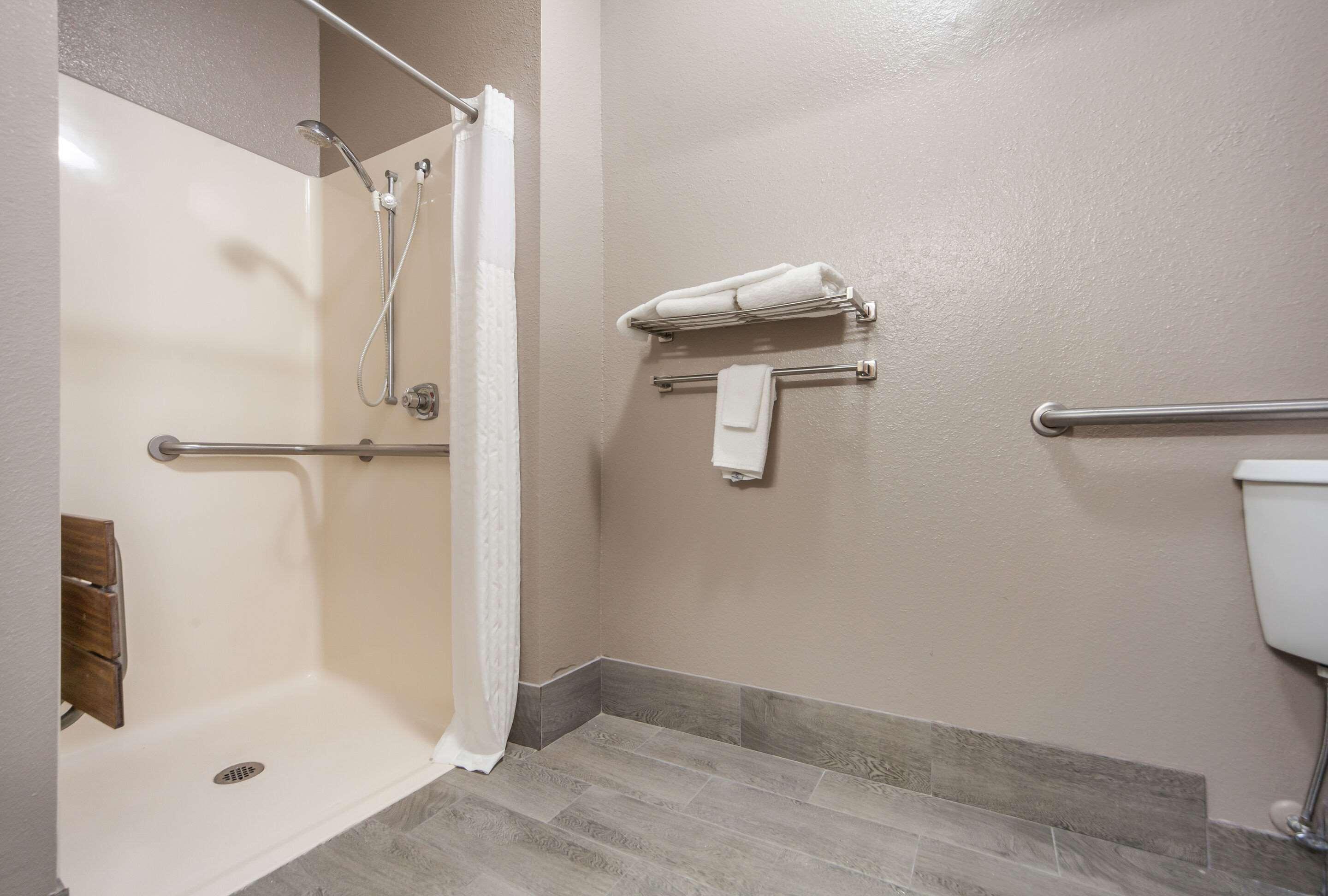 Quality Inn & Suites West Omaha - Ne Linclon Eksteriør bilde