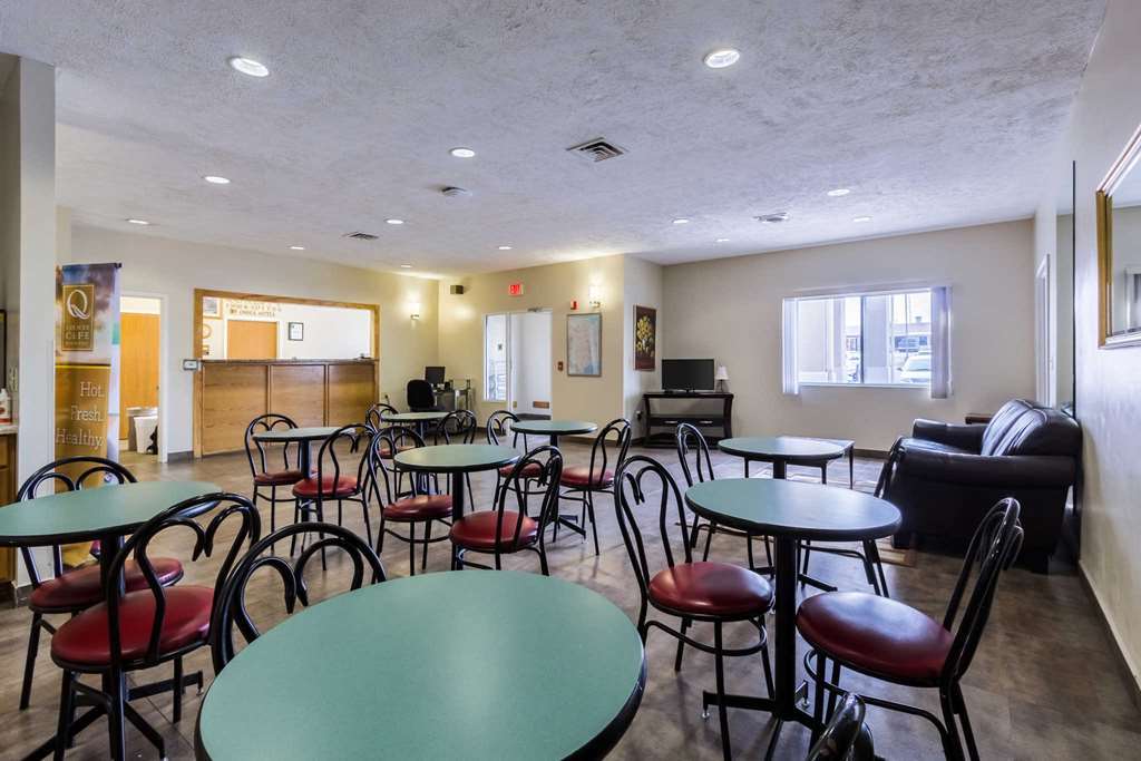 Quality Inn & Suites West Omaha - Ne Linclon Restaurant bilde