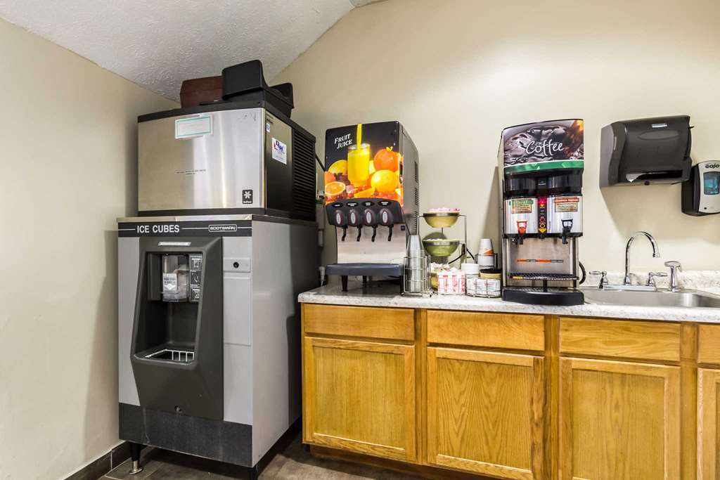 Quality Inn & Suites West Omaha - Ne Linclon Restaurant bilde