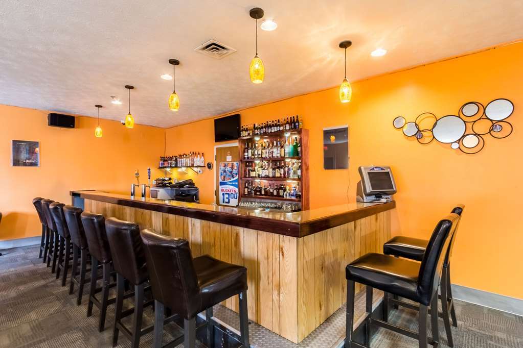 Quality Inn & Suites West Omaha - Ne Linclon Restaurant bilde